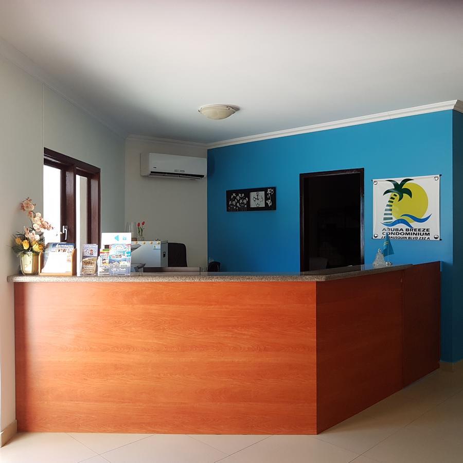 Aruba Breeze Condo Oranjestad Exterior photo